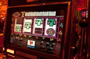 Lightning Baccarat live dealer studio with multiplier display